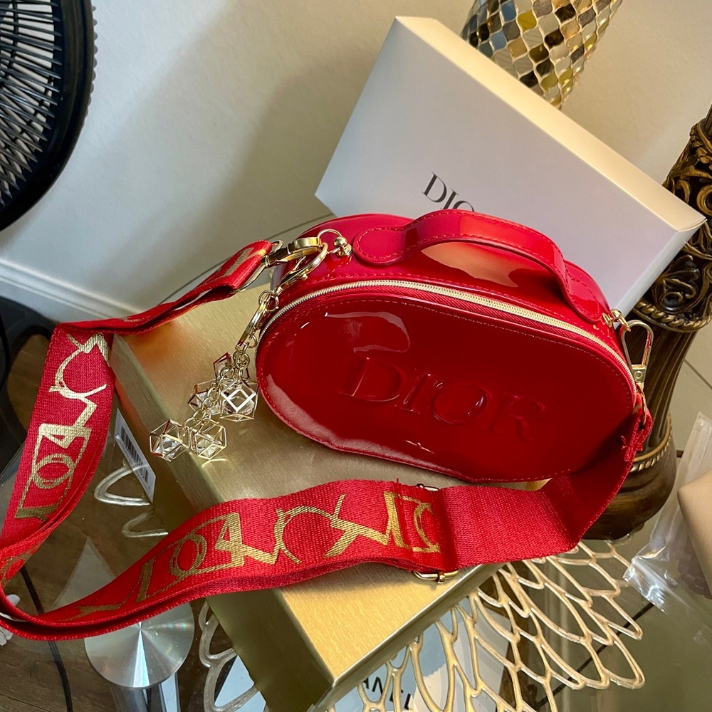 Dior - Picture 2 of 12